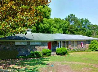 222 Cache Cir, Chickasaw, AL 36611