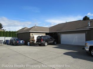 735 Peterson Rd, Burlington, WA 98233