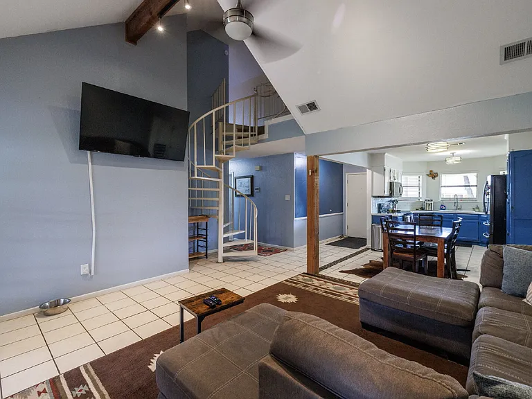 857 Chanticleers Ln — Photo 11