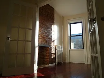 Rented by Urban Ambiance