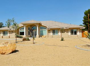 19196 Tecumseh Rd, Apple Valley, CA 92307