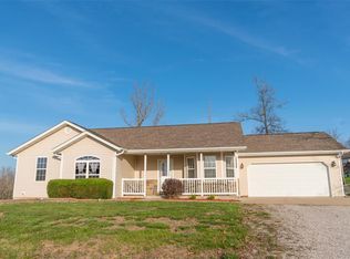 15590 Top Dr, Saint Robert, MO 65584