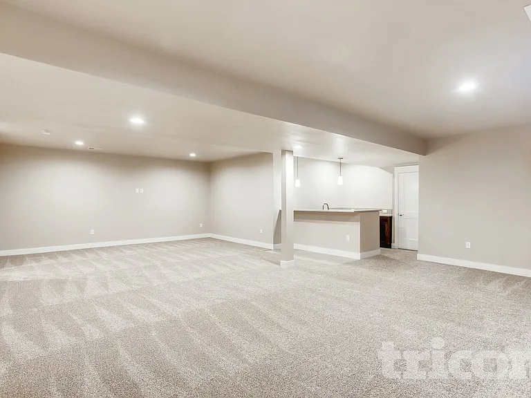 1915 Tidewater Ln — Photo 10