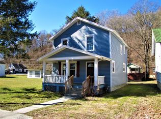 229 Central Ave, White Sulphur Springs, WV 24986