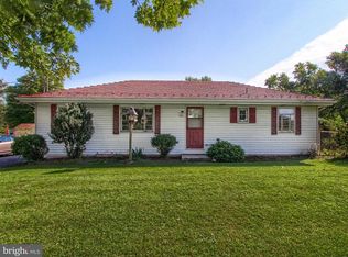 990 Hershey Rd, Elizabethtown, PA 17022