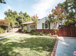 16128 Hamlin St, Van Nuys, CA 91406