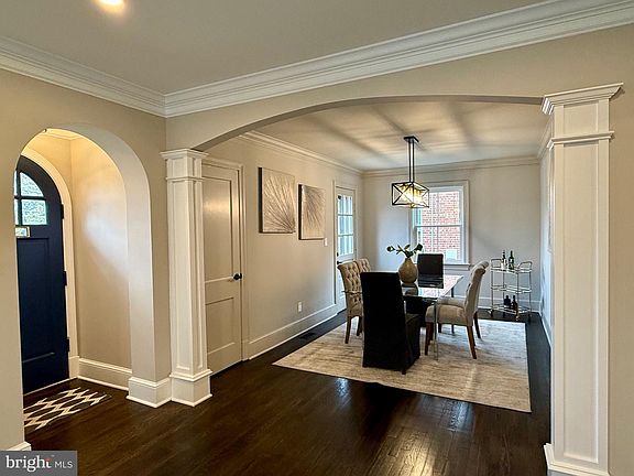 2nd image of 1607 N Glebe Rd