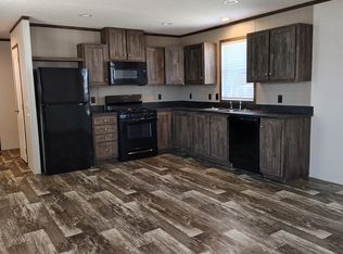 787 Stoneham Dr #42, Manitou Beach, MI 49253
