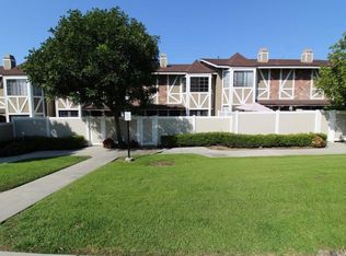 102 Greenbriar Ln, La Puente, CA 91744