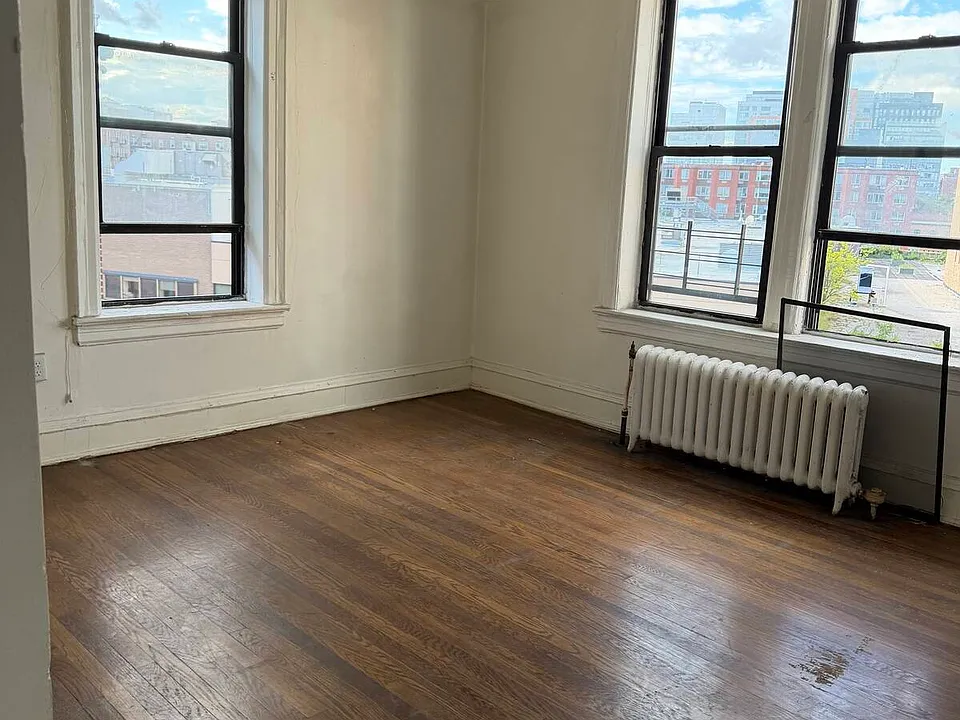 140-30 Sanford Ave #5B