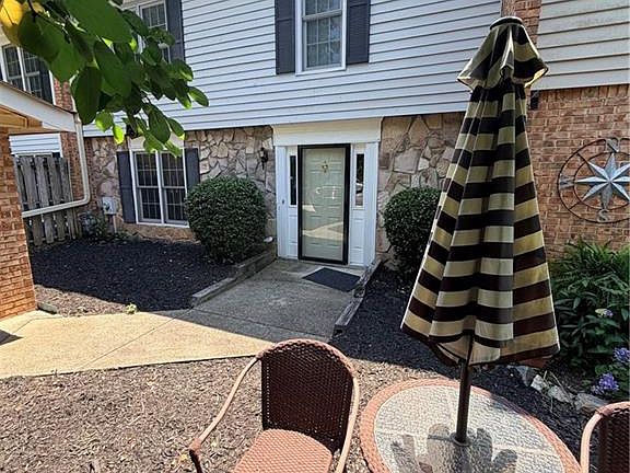 2nd image of 6500 Gaines Ferry Rd APT I-4