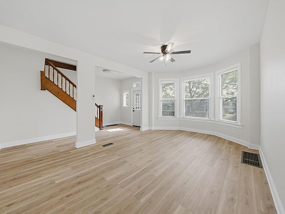 5th image of 9232 S Essex Ave
