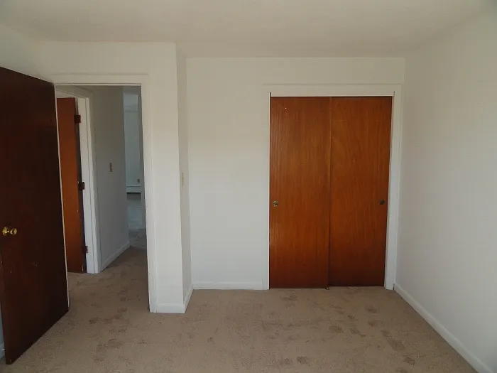 8 Meridian St #2 — Photo 5