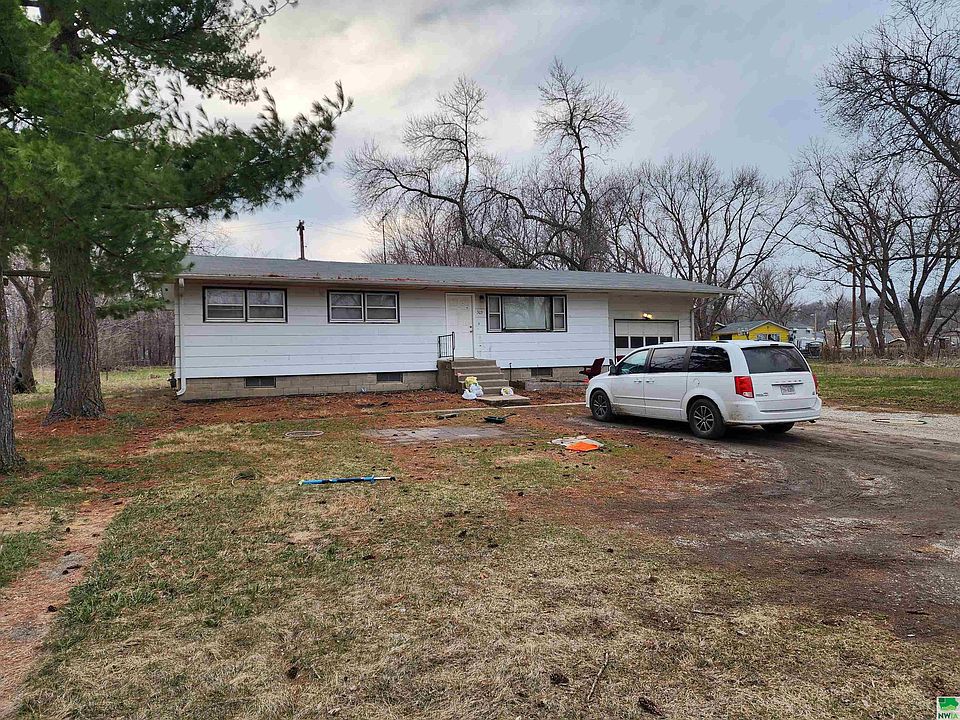 2nd image of 303 N Hayden St