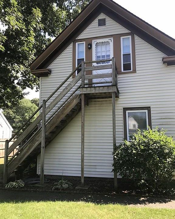 1st image of 378 Broad St #2