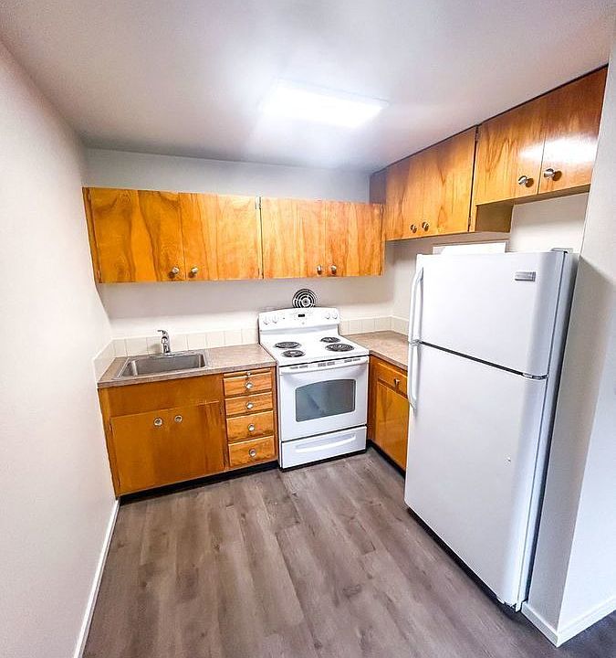 1st image of 433 Belmont Ave E #5