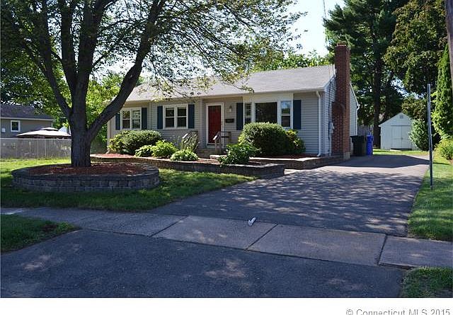 1st image of 9 Morton Ln