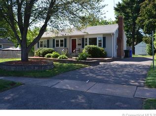 9 Morton Ln, East Hartford, CT 06118