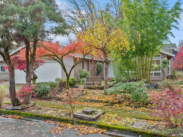17305 Craig Ct, Gladstone, OR 97027
