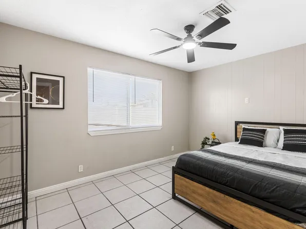 (undisclosed Address), Las Vegas, NV 89121