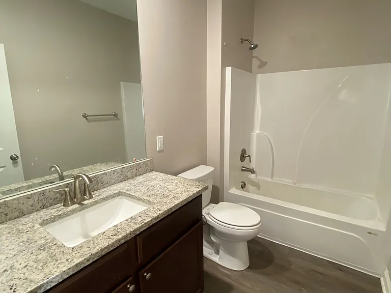 2557 Garden Dr — Photo 16