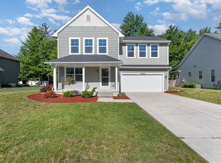 7609 Mammoth Pines Dr, Midland, MI 48642