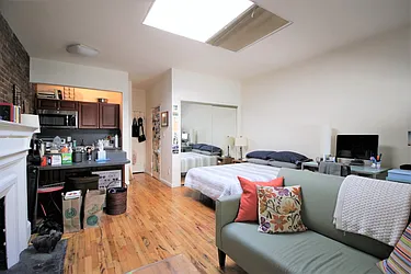 Rented by City Connections Realty