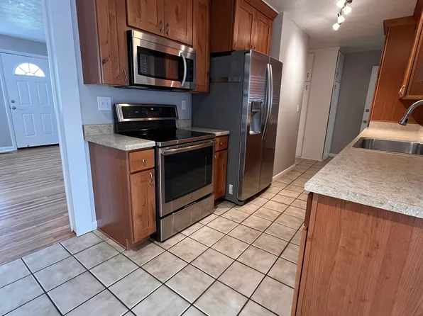 145 W 5878 S, Murray, UT 84107