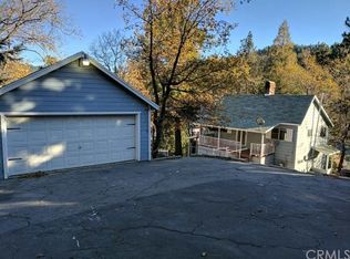 23751 Hillside Dr, Crestline, CA 92325