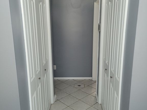 5th image of 6303 Longview Rd