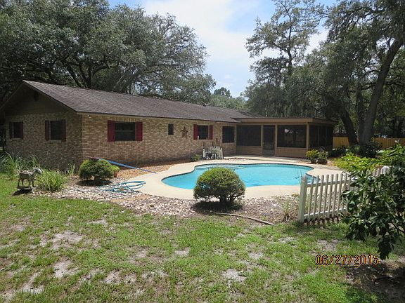 3rd image of 1124 Groveland Dr