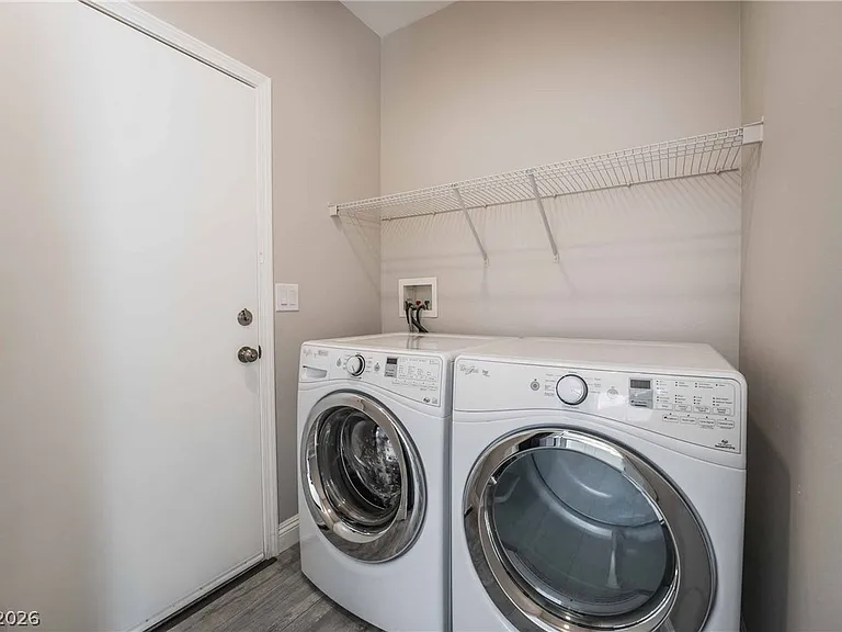 2647 Good Fellows St — Photo 31