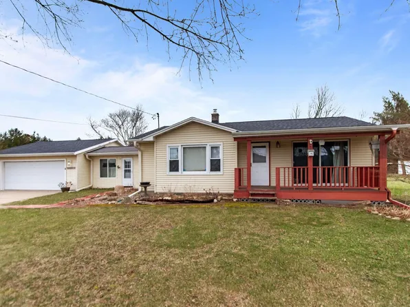 N8057 Union St, Ripon, WI 54971