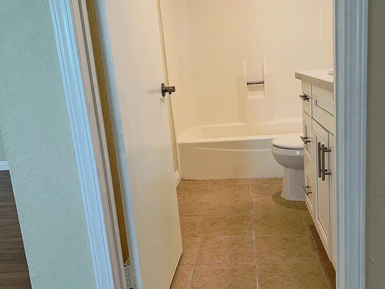 49 S Craig Ave #4 — Photo 20