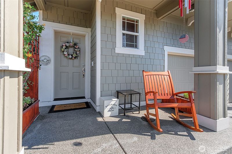 3rd image of 1504 29th Street NW