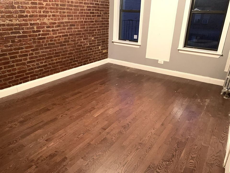 1st image of 21 E 21st St APT 3C