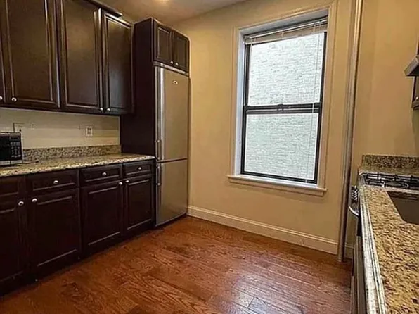 31-25 33rd Street image 1 of 7