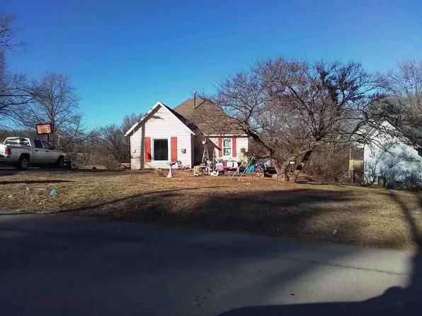 721 W Mason St, Odessa, MO 64076