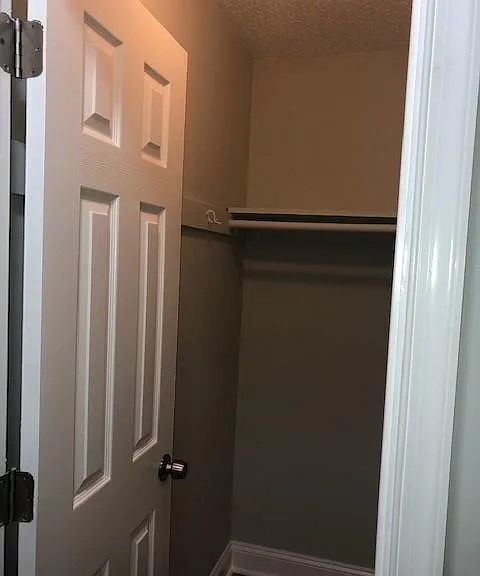 5035 D St SE — Photo 9