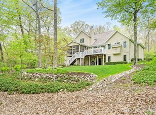 7343 Oakhaven Ct NE, Ada, MI 49301