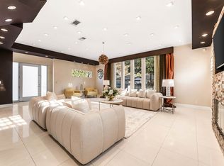 1521 Benedict Canyon Dr, Beverly Hills, CA 90210