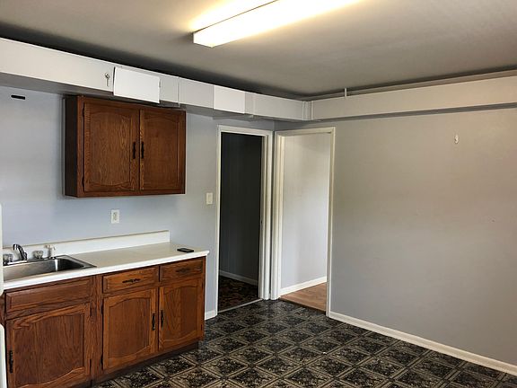4th image of 3049 State Highway 43 #1