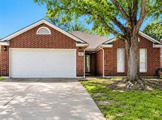 1623 Allen Dr, Cedar Hill, TX 75104