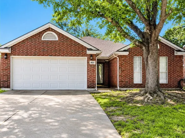 1623 Allen Dr, Cedar Hill, TX 75104
