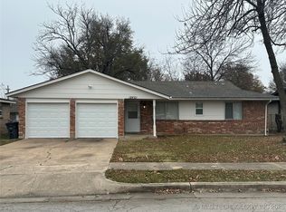 12621 E 16th St, Tulsa, OK 74128