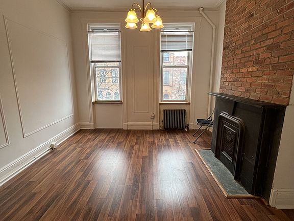 3rd image of 361 Palmetto St APT 2L