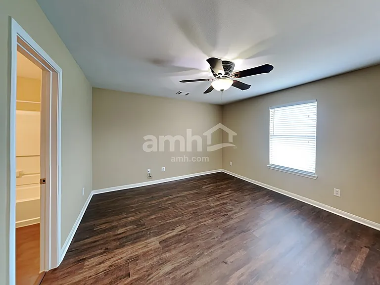 4407 Nueces River Loop — Photo 10
