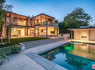 456 N Carmelina Ave, Los Angeles, CA 90049