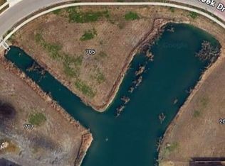 705 Battle Creek Dr, Corpus Christi, TX 78415