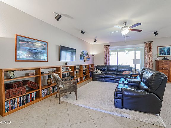 5th image of 16040 W Canterbury Dr